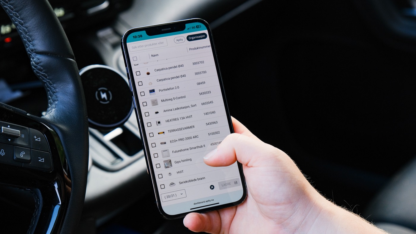 Aptly-appen i bruk på mobil – hele kontoret i hånda
